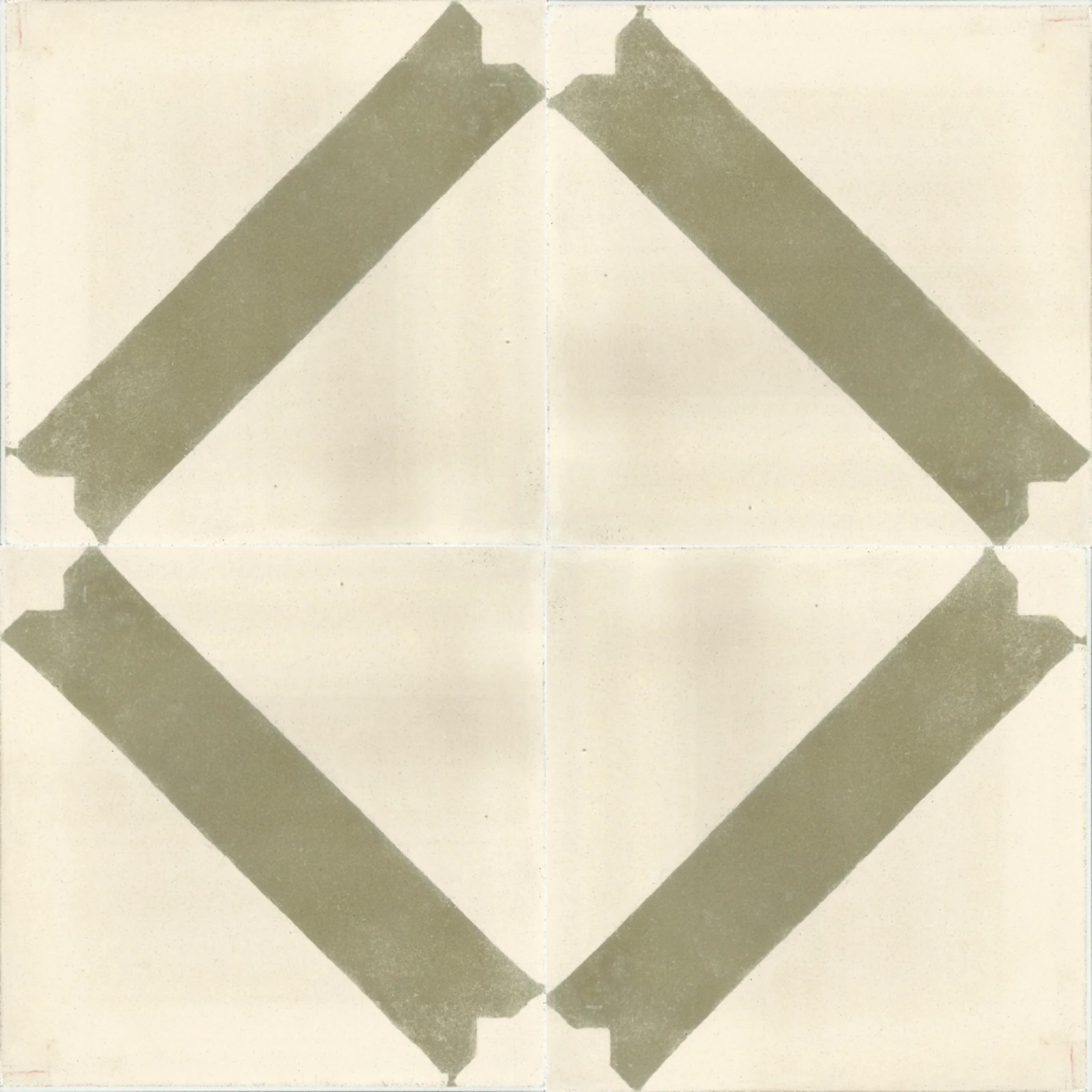 Smara Leaf — Ivory — 2×2 pattern repeat