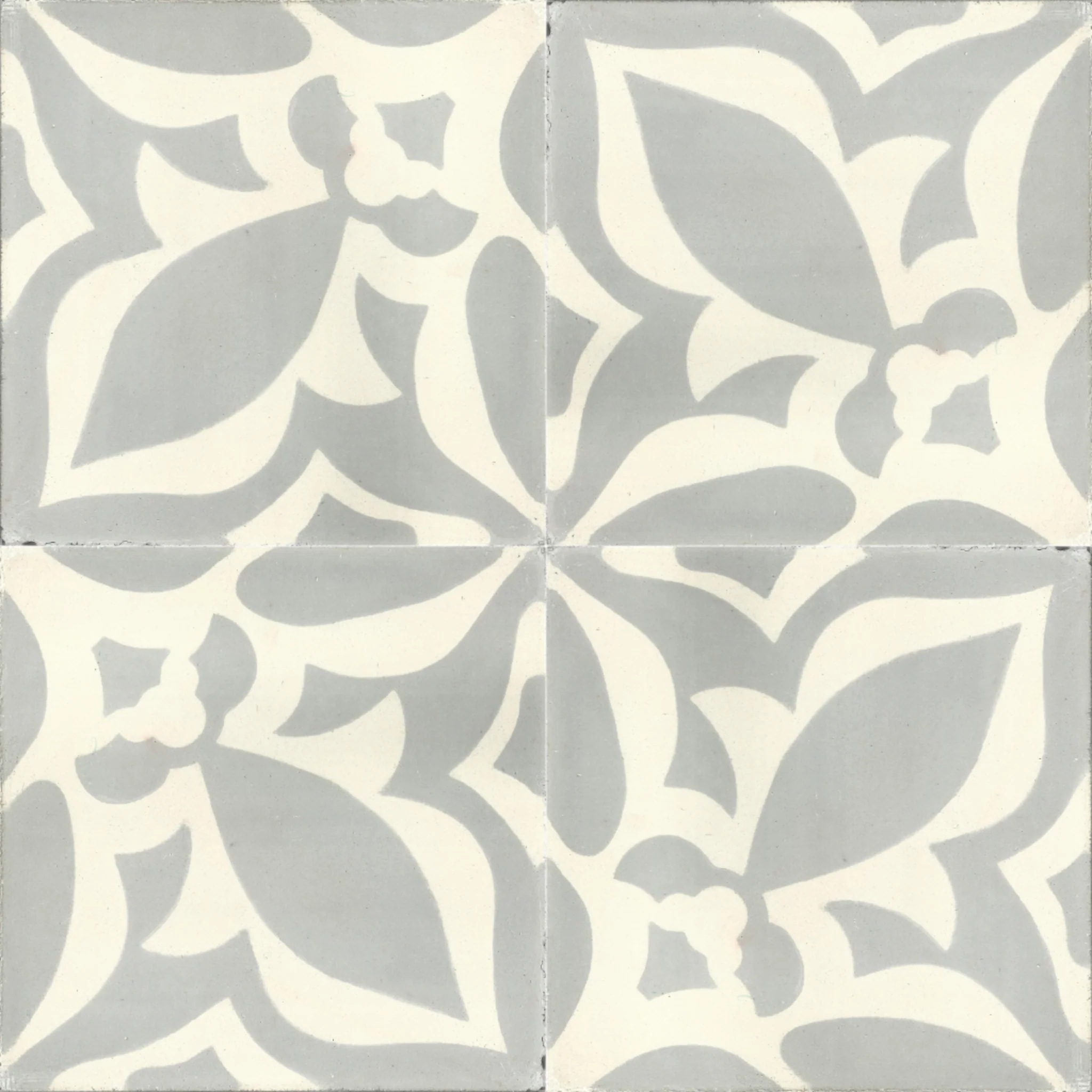 Massa Arabesque — Ivory — 2×2 pattern repeat